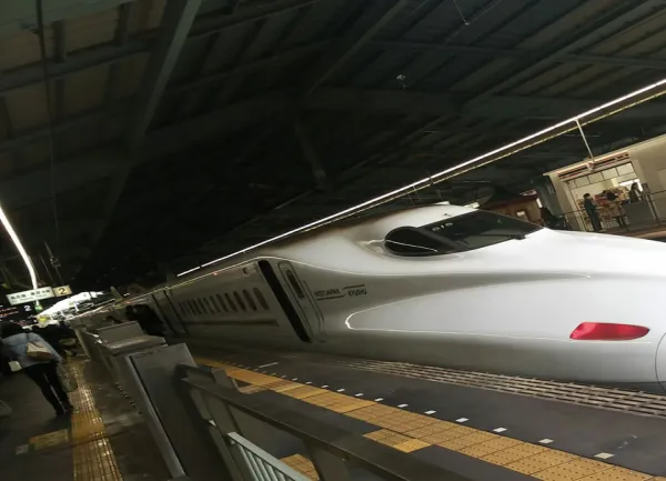 How Steel Helps Maglev Trains Travel Stably and Far